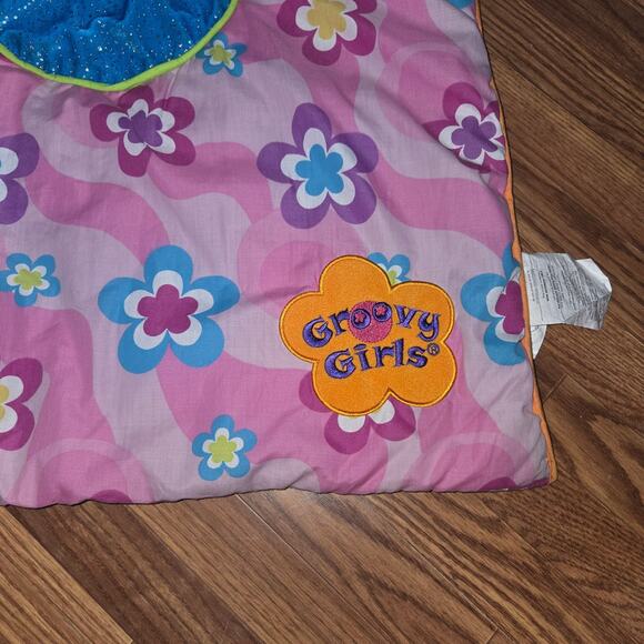Vintage Groovy Girls Child Size Sleeping Bag - Picture 3 of 11